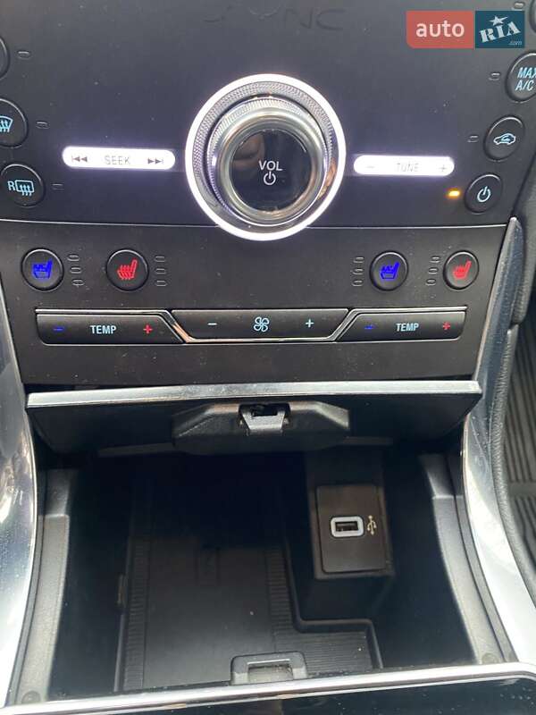 Позашляховик / Кросовер Ford Edge 2019 в Києві