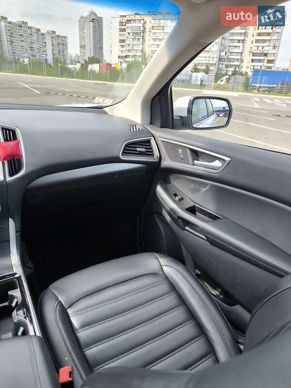 Внедорожник / Кроссовер Ford Edge 2019 в Киеве