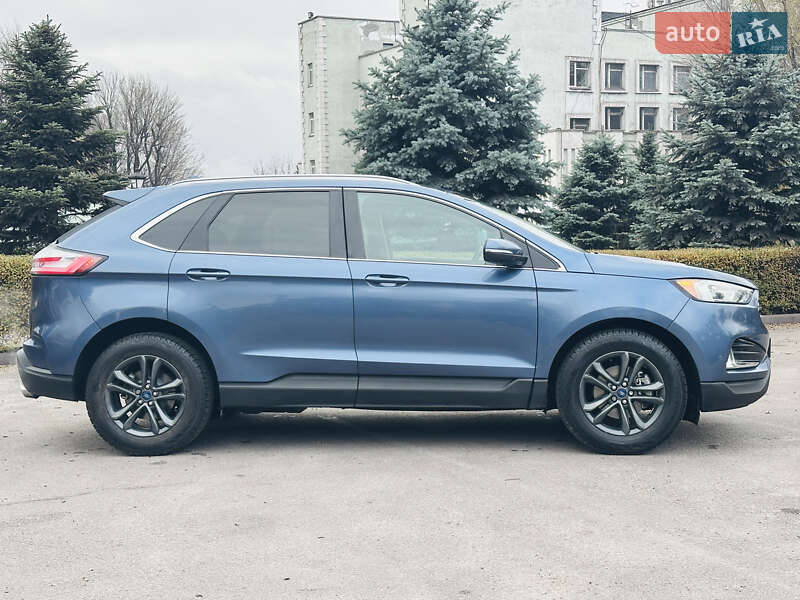 Внедорожник / Кроссовер Ford Edge 2018 в Каменском