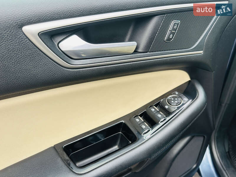 Внедорожник / Кроссовер Ford Edge 2018 в Каменском