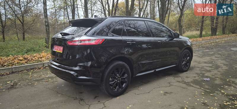 Позашляховик / Кросовер Ford Edge 2022 в Дубні