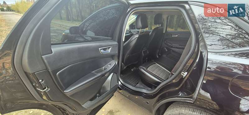 Позашляховик / Кросовер Ford Edge 2022 в Дубні