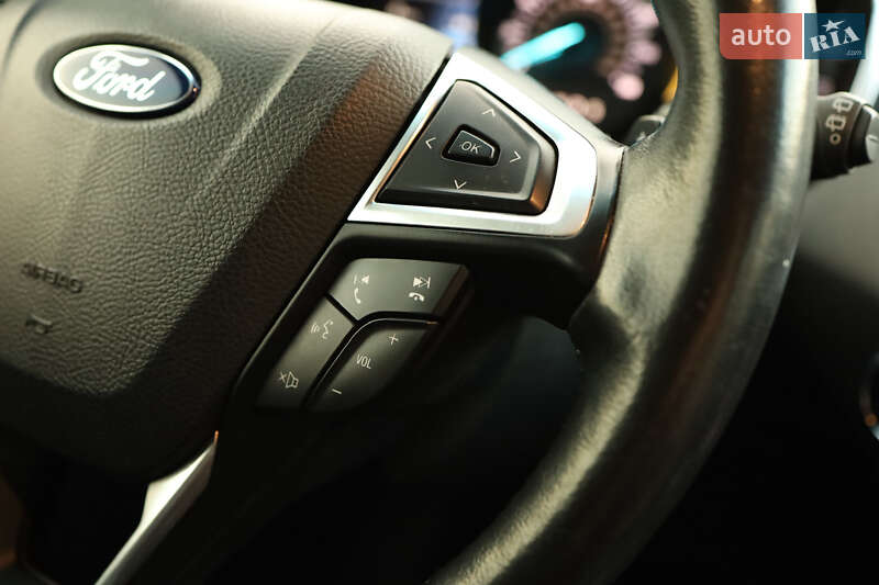 Позашляховик / Кросовер Ford Edge 2015 в Києві фото 18 Позашляховик / Кросовер Ford Edge 2015 в Києві