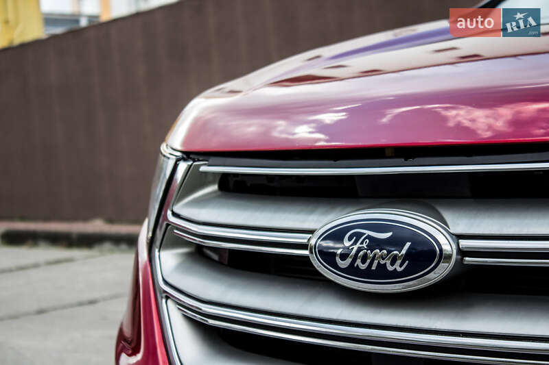 Внедорожник / Кроссовер Ford Edge 2017 в Жовкве