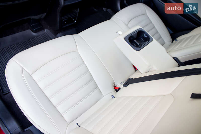 Внедорожник / Кроссовер Ford Edge 2017 в Жовкве