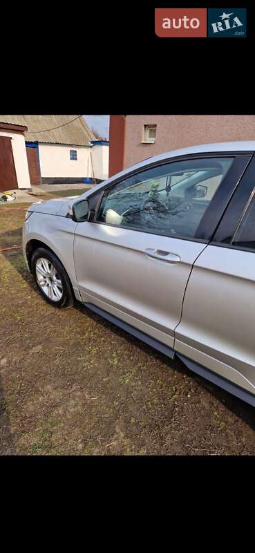Внедорожник / Кроссовер Ford Edge 2016 в Киеве