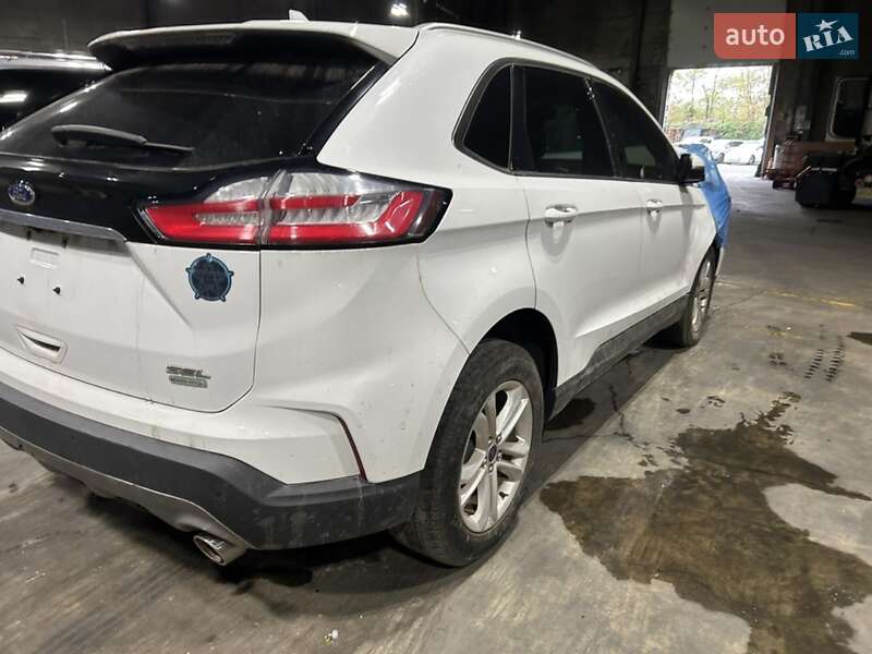 Внедорожник / Кроссовер Ford Edge 2019 в Ровно