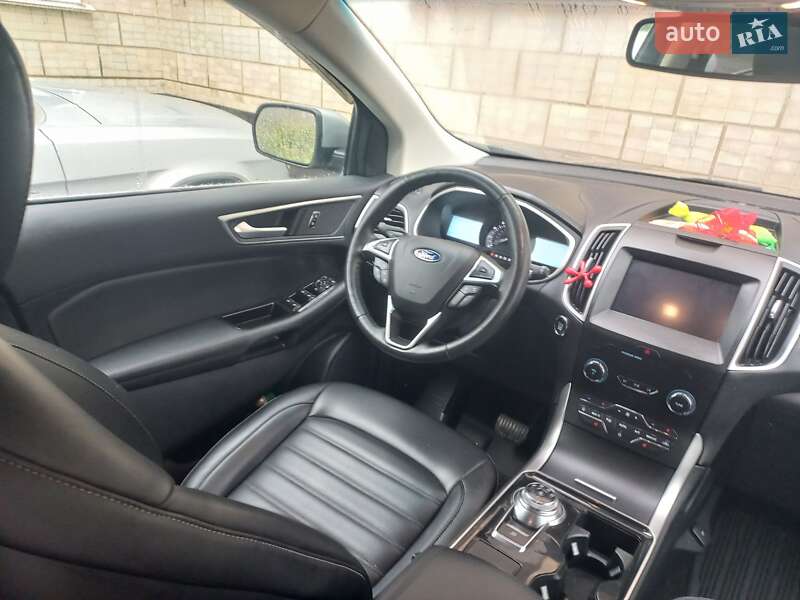 Позашляховик / Кросовер Ford Edge 2020 в Умані
