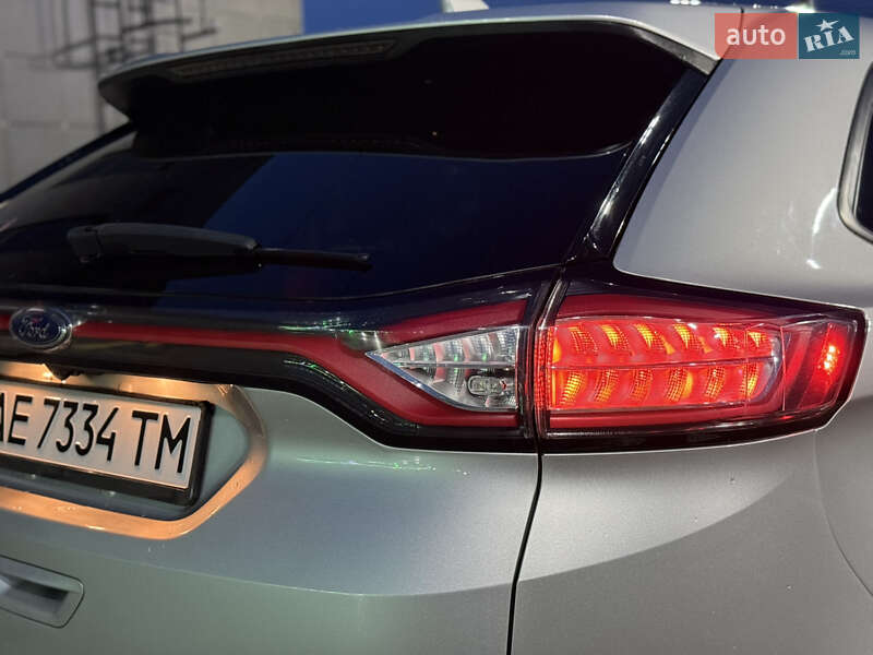 Позашляховик / Кросовер Ford Edge 2016 в Дніпрі