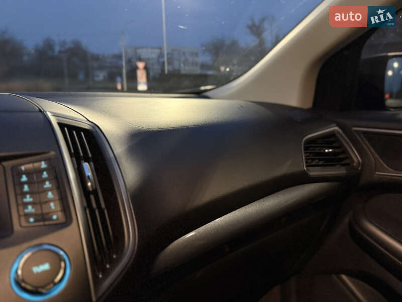 Позашляховик / Кросовер Ford Edge 2016 в Дніпрі