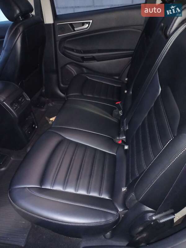 Позашляховик / Кросовер Ford Edge 2020 в Умані