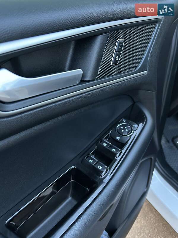 Внедорожник / Кроссовер Ford Edge 2018 в Одессе