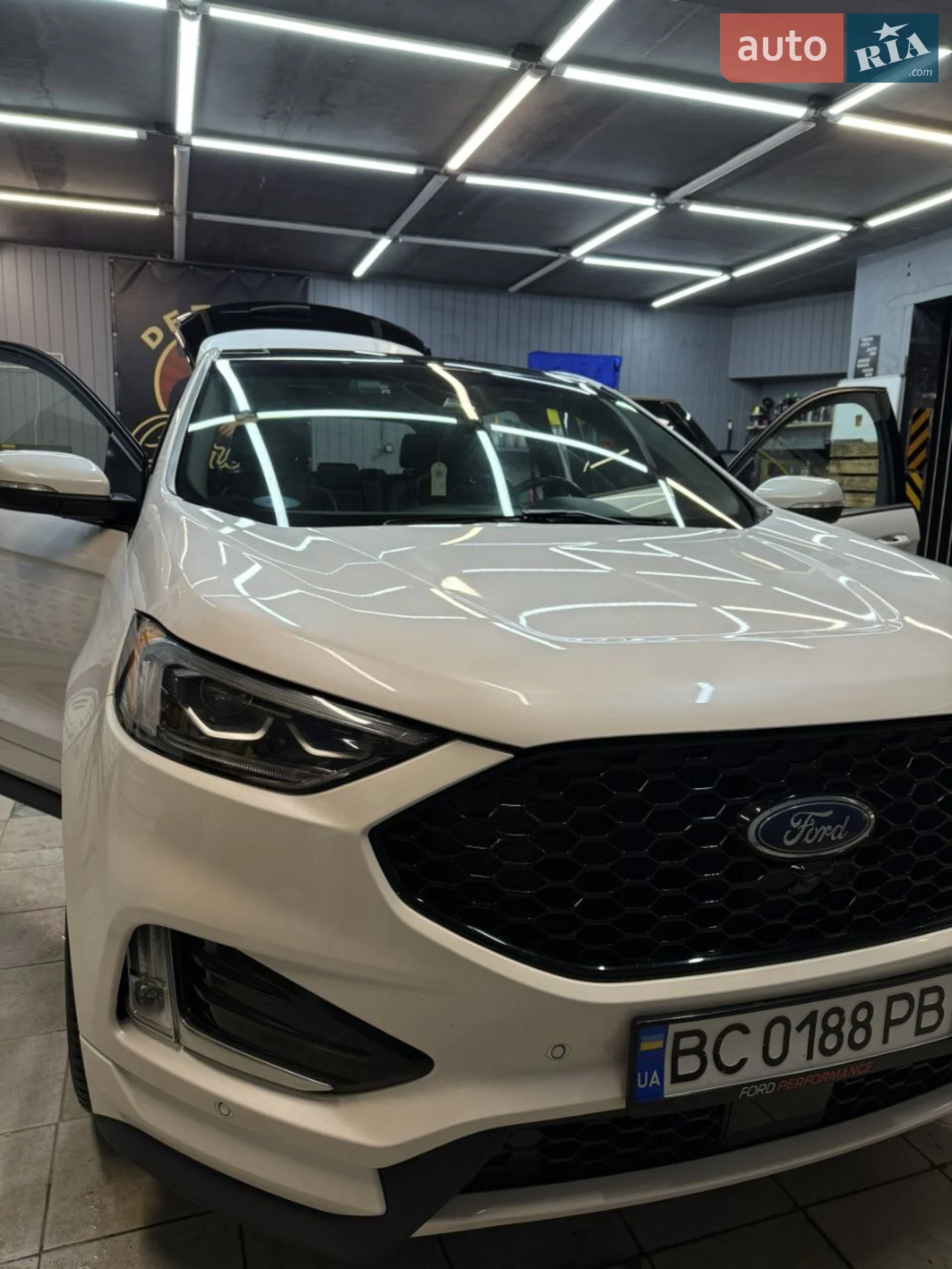 2019 Ford Edge - фото 1