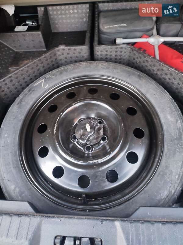 Внедорожник / Кроссовер Ford Edge 2019 в Остроге