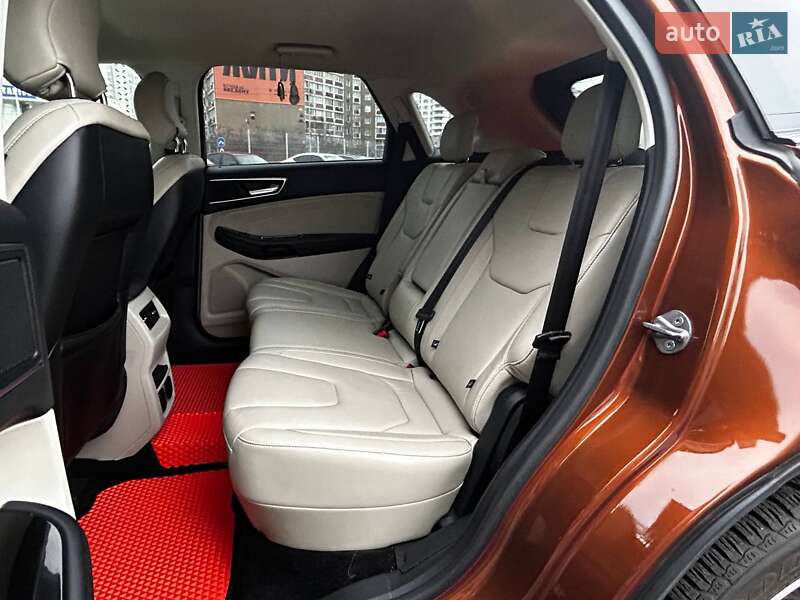 Позашляховик / Кросовер Ford Edge 2017 в Києві
