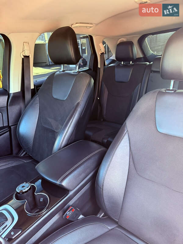 Внедорожник / Кроссовер Ford Edge 2016 в Одессе
