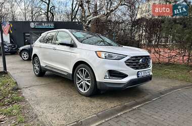 Позашляховик / Кросовер Ford Edge 2019 в Чернівцях