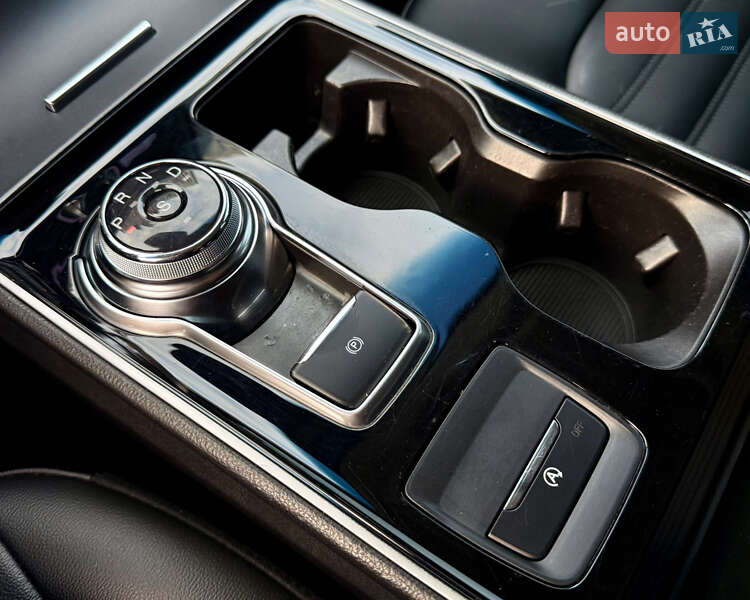 Внедорожник / Кроссовер Ford Edge 2019 в Киеве