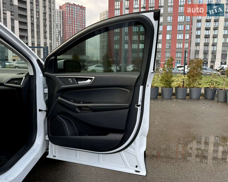 Внедорожник / Кроссовер Ford Edge 2019 в Киеве