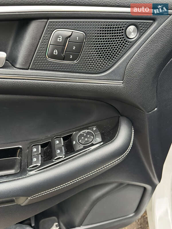 Внедорожник / Кроссовер Ford Edge 2019 в Одессе