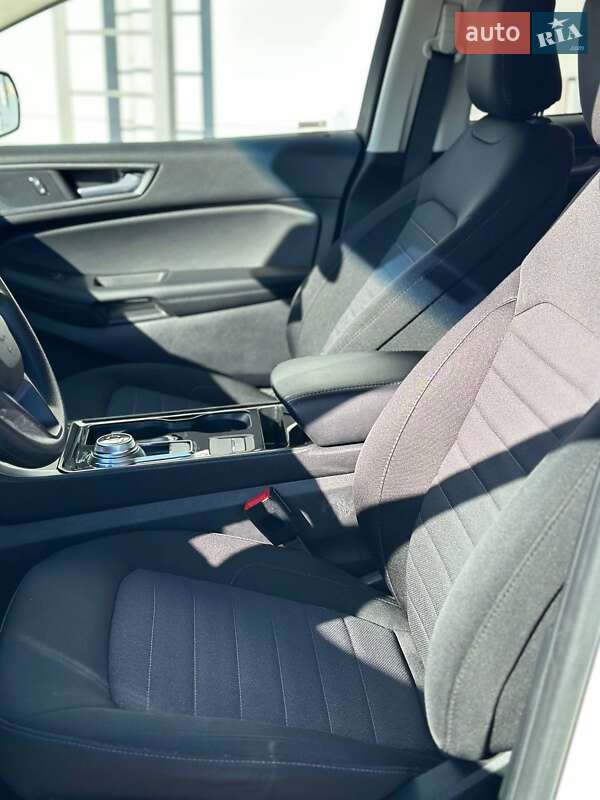 Внедорожник / Кроссовер Ford Edge 2020 в Киеве