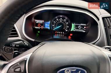 Внедорожник / Кроссовер Ford Edge 2017 в Хмельницком