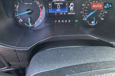 Внедорожник / Кроссовер Ford Edge 2016 в Сторожинце