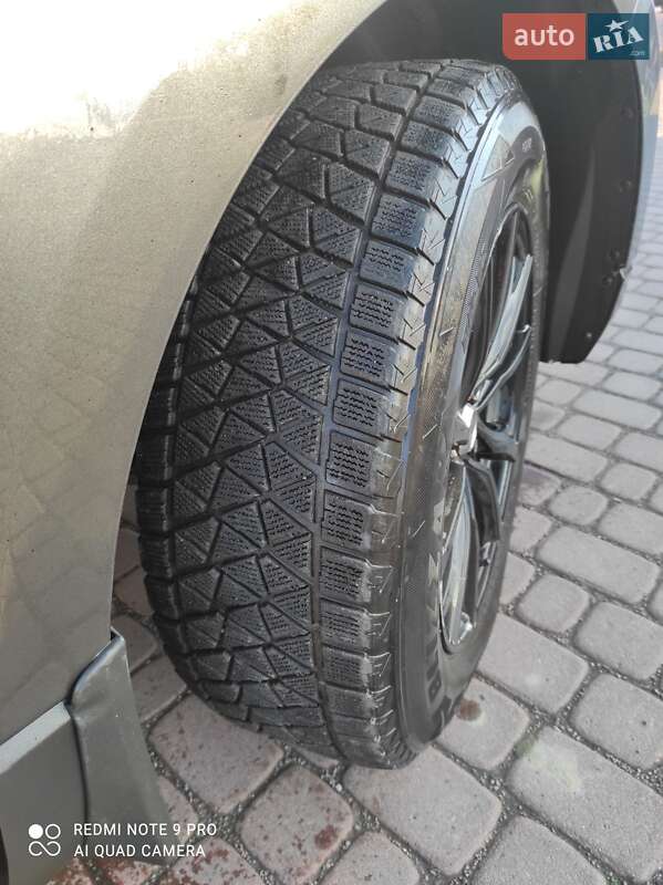 Позашляховик / Кросовер Ford Edge 2016 в Рівному