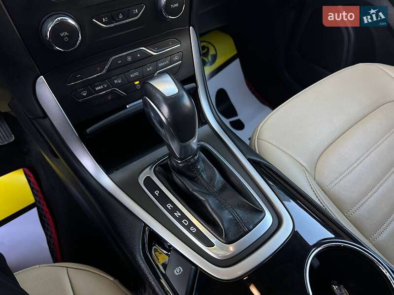 Внедорожник / Кроссовер Ford Edge 2018 в Ивано-Франковске