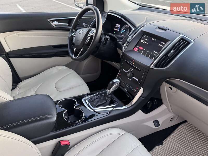 Внедорожник / Кроссовер Ford Edge 2016 в Киеве
