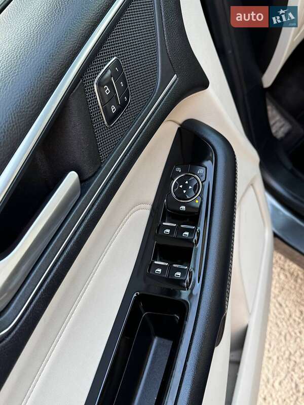 Внедорожник / Кроссовер Ford Edge 2018 в Нововолынске