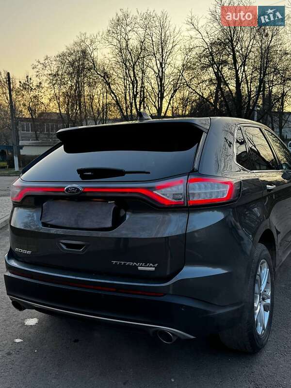 Внедорожник / Кроссовер Ford Edge 2018 в Нововолынске