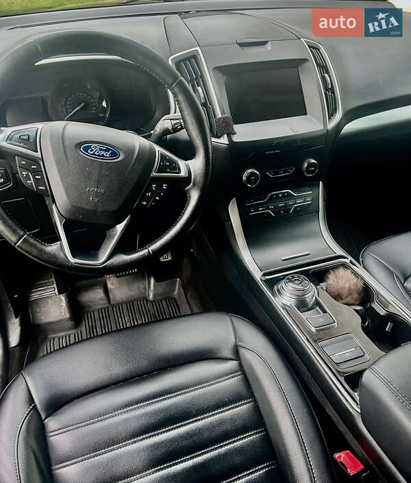 Внедорожник / Кроссовер Ford Edge 2019 в Ровно