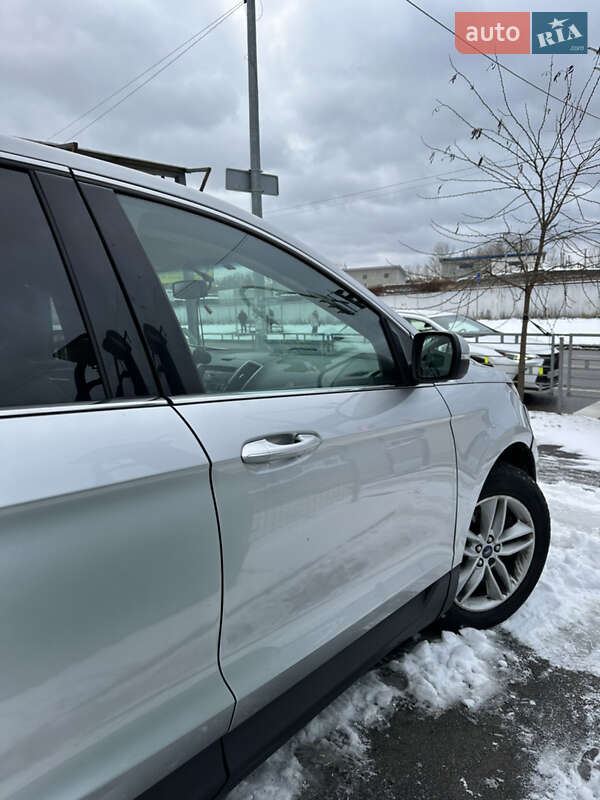 Позашляховик / Кросовер Ford Edge 2015 в Києві