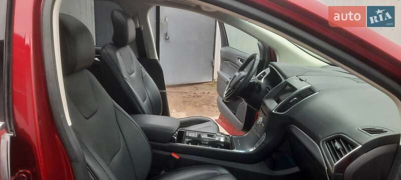 Позашляховик / Кросовер Ford Edge 2018 в Рівному