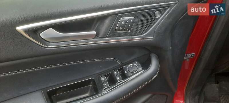 Позашляховик / Кросовер Ford Edge 2018 в Рівному