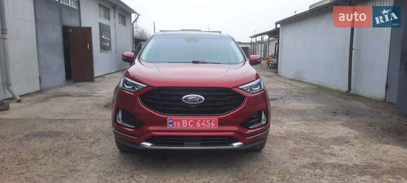 Позашляховик / Кросовер Ford Edge 2018 в Рівному