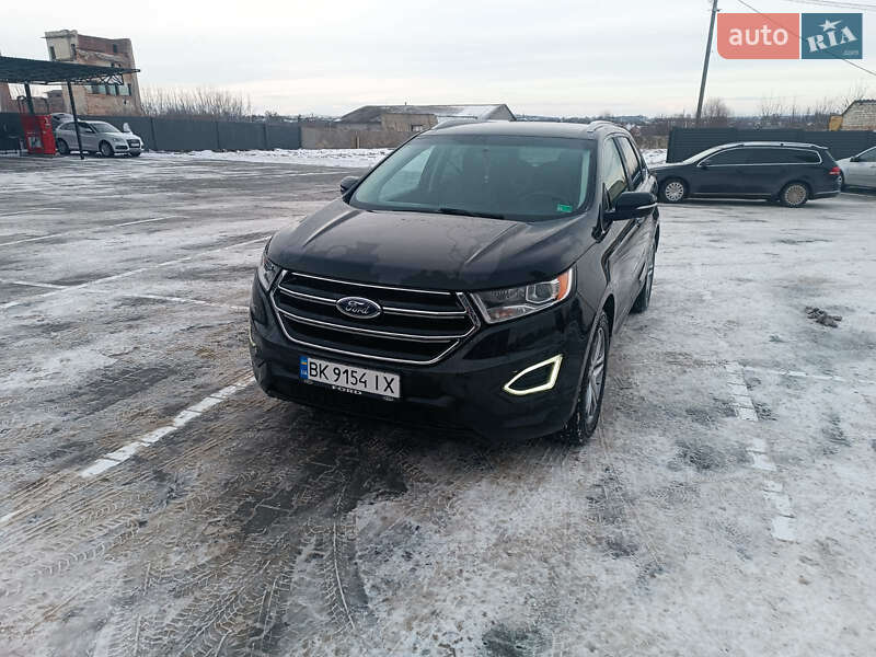 Позашляховик / Кросовер Ford Edge 2015 в Дубні