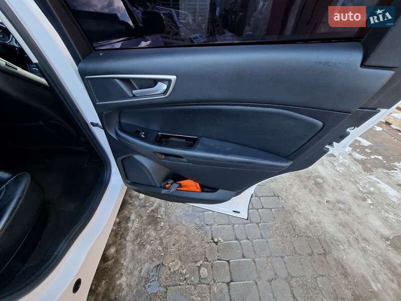 Позашляховик / Кросовер Ford Edge 2019 в Жовкві