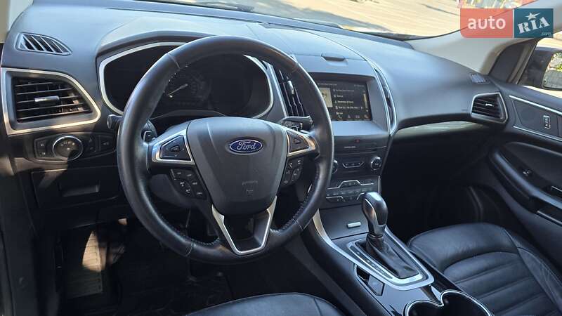Позашляховик / Кросовер Ford Edge 2016 в Києві