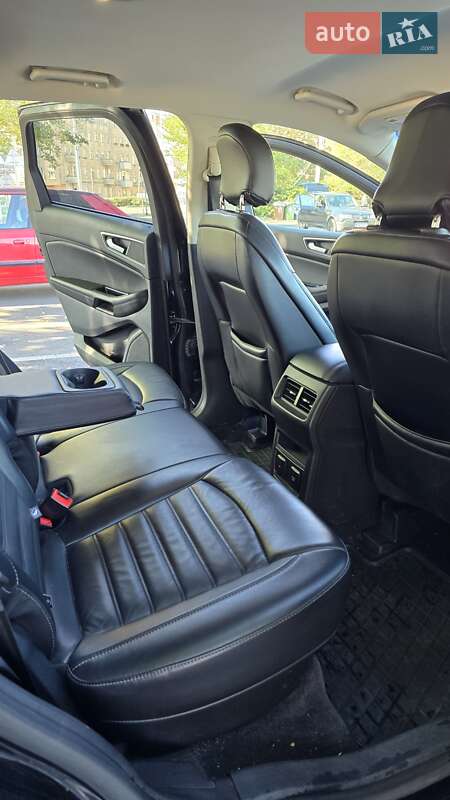 Позашляховик / Кросовер Ford Edge 2016 в Києві