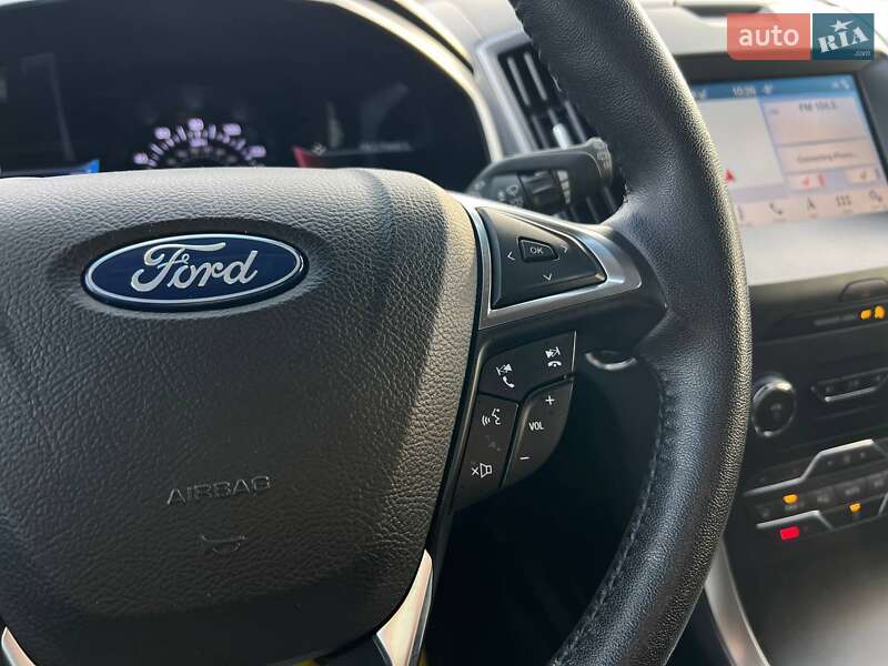 Позашляховик / Кросовер Ford Edge 2018 в Івано-Франківську