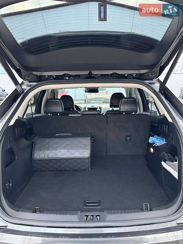 Позашляховик / Кросовер Ford Edge 2019 в Володимирі фото 6 Позашляховик / Кросовер Ford Edge 2019 в Володимирі