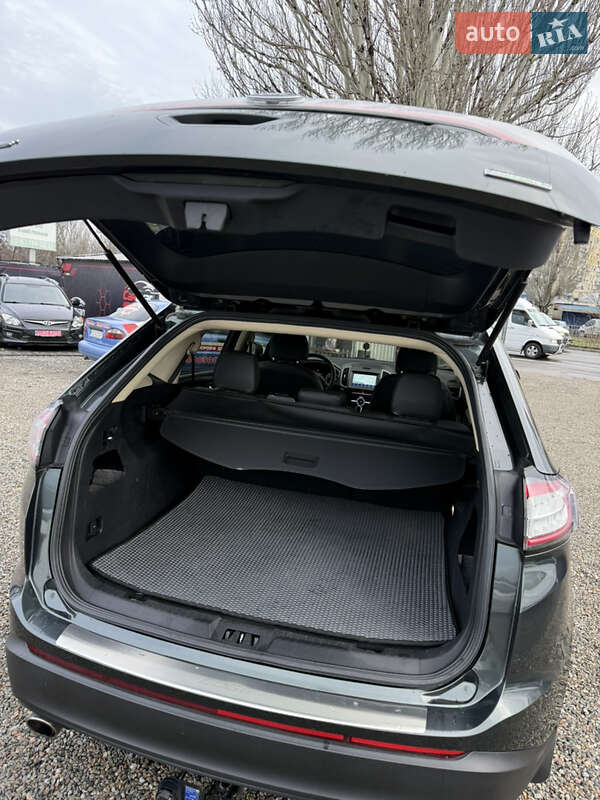 Позашляховик / Кросовер Ford Edge 2015 в Дніпрі