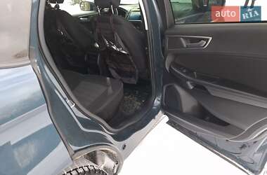 Внедорожник / Кроссовер Ford Edge 2016 в Сторожинце