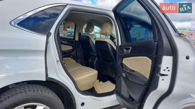 Позашляховик / Кросовер Ford Edge 2016 в Одесі