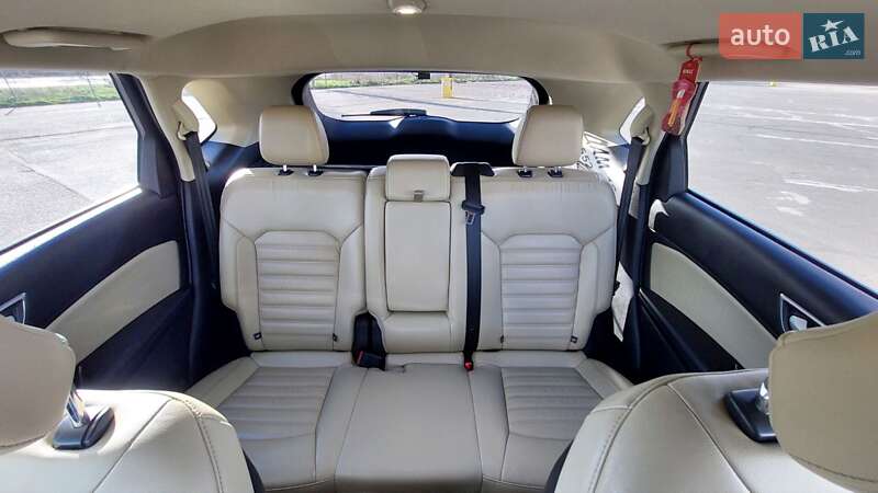 Позашляховик / Кросовер Ford Edge 2016 в Одесі