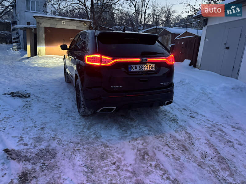 Позашляховик / Кросовер Ford Edge 2016 в Києві