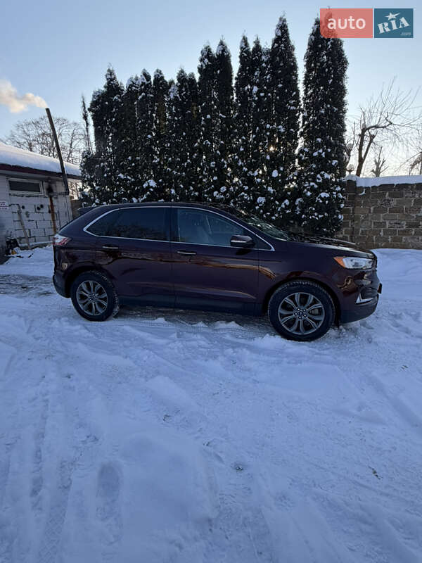 Позашляховик / Кросовер Ford Edge 2021 в Дубні