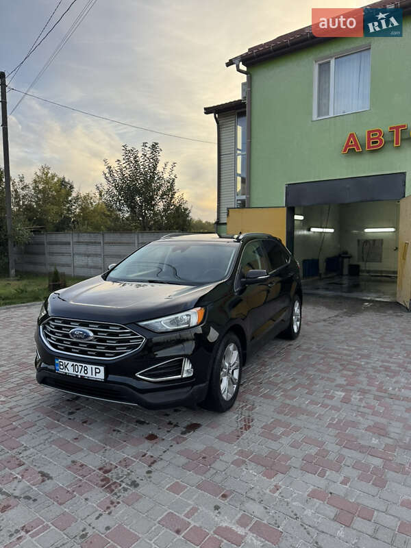Внедорожник / Кроссовер Ford Edge 2019 в Шепетовке